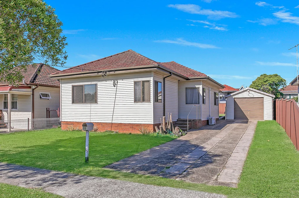 15 Boomerang Street, Granville, NSW 2142