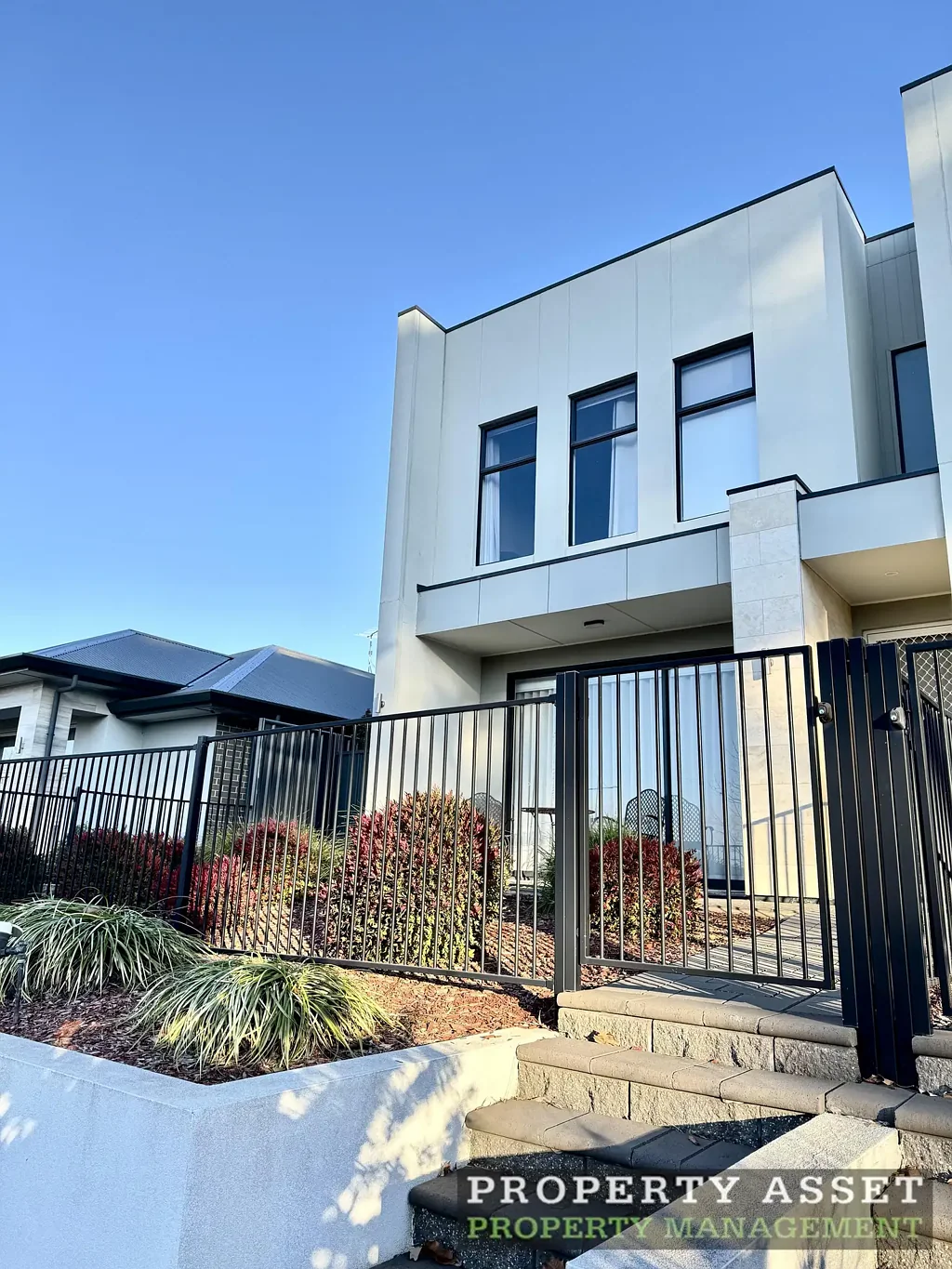 Three Bedroom Townhouse – Massive Solar Savings