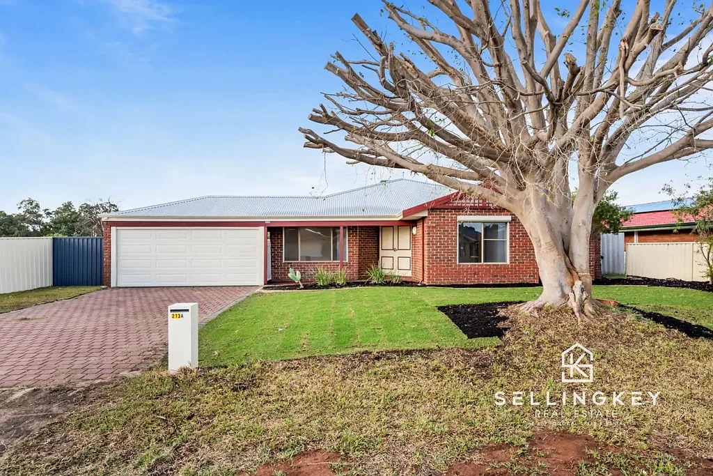 East Cannington 4部屋 SellingKey Real Estate presents 213A Station St, East Cannington