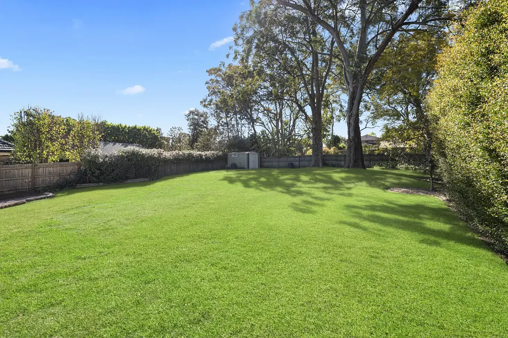 Epping 1Kwarto Vacant Land, High Side, North to Rear, Walk to Rail
