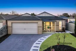 30 Wakenshaw Crescent, Pakenham