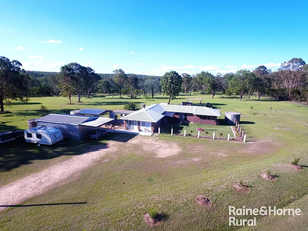 Kingaroy 4房  4 bedroom brick on 5 Fertile Acres Close to Kingaroy !!