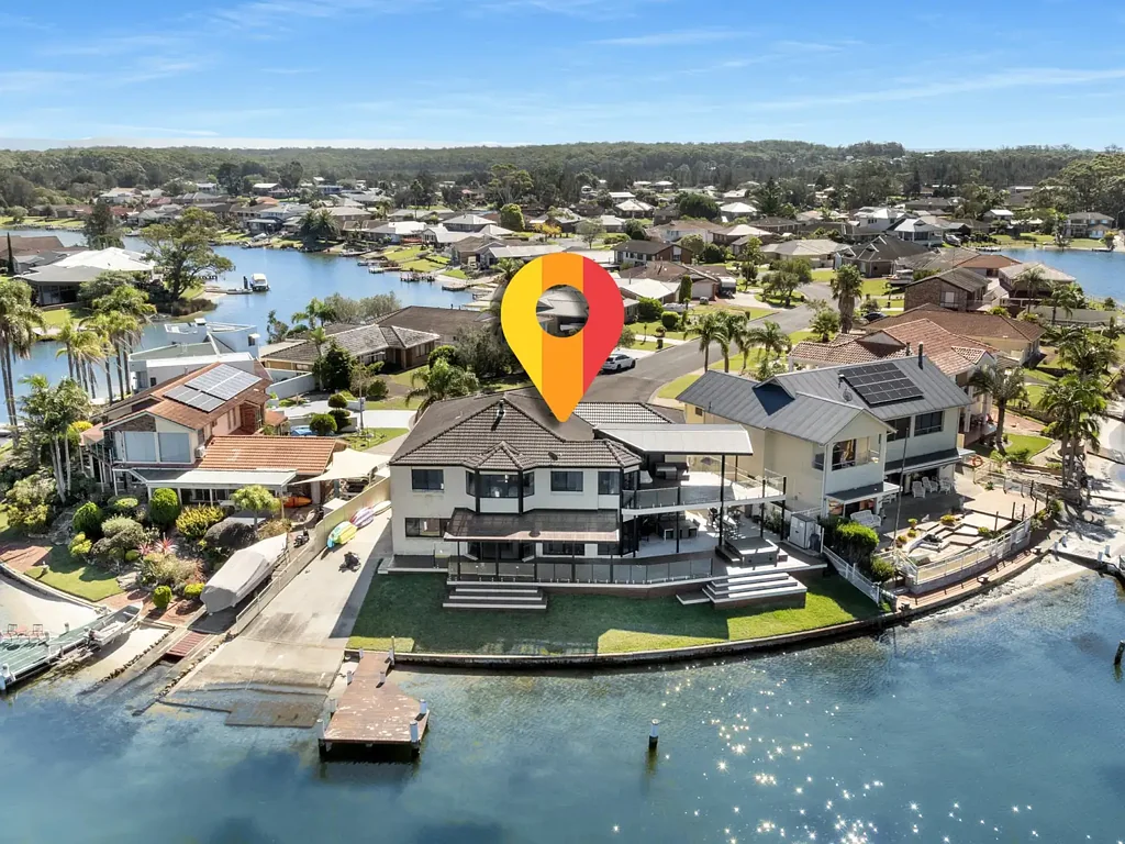 Sussex Inlet 4Zimmer Grand Waterfront Living in Prestigious Dotterel Place