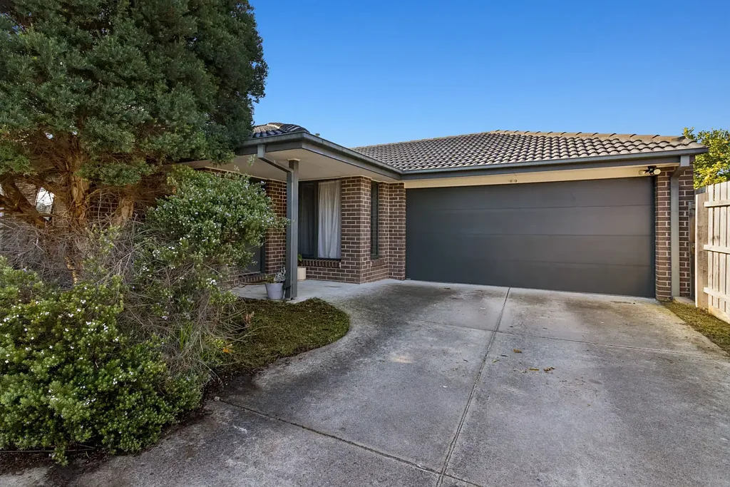 Stylish Coastal Living - Modern 3-Bedroom Unit in the Heart of Capel Sound