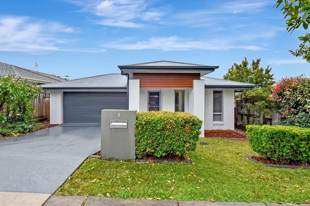 5 Goddard Street, Fletcher, NSW 2287