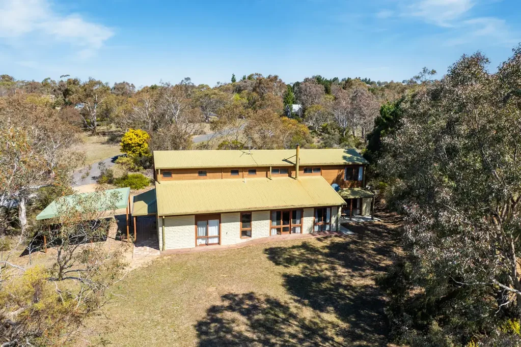 Jindabyne 4ਬੈੱਡਰੂਮ “High Country” - Substantial Country House/European Ski Lodge at Lakewood Estate