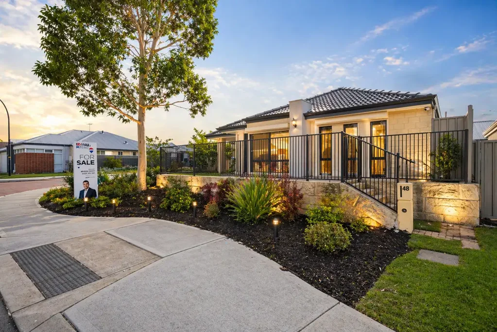 Wellard 4房  Home Open Cancelled. Already Under Offer.