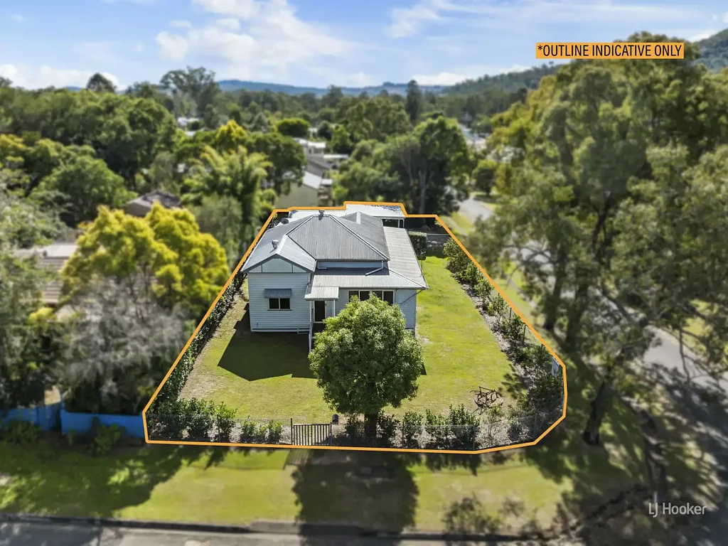 9 Elizabeth Street, Esk, QLD 4312