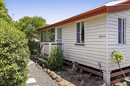 18 George Street, Cambooya
