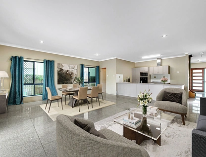 24 Woodville Street, Indooroopilly, Brisbane Western Region, 5 ਕਮਰੇ, 3 ਬਾਥਰੂਮ, House