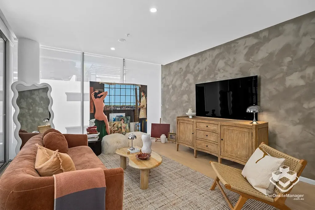 Stylish Fully Furnished Apartment for Short-Term Lease