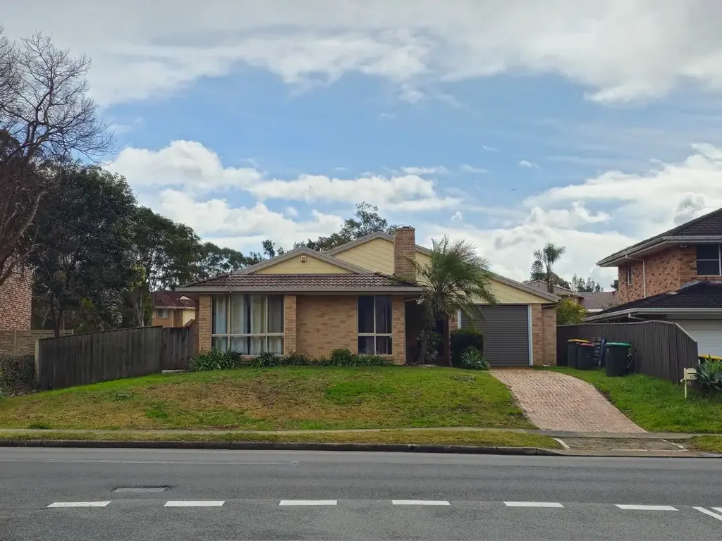 Excellent family home in great location!!!
Deposit taken!!!