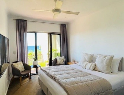 ID:21141113/1 Great Hall Drive, Miami, Gold Coast, 3房, 2浴, Apartment