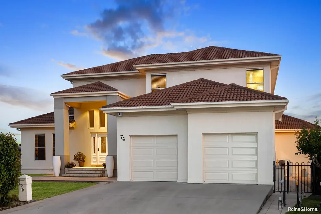 74 The Grange, Tamworth, NSW 2340