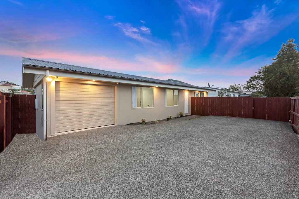 47A Fairdene Avenue, Henderson, Waitakere City, Auckland