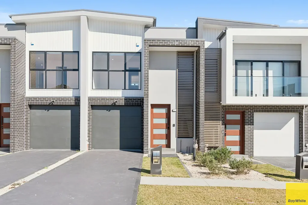 Modern Living in the Heart of Avoca Park!