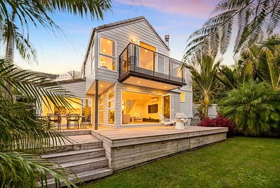 Remuera 3બેડરૂમ An Elevated Sanctuary in Double Grammar Zone