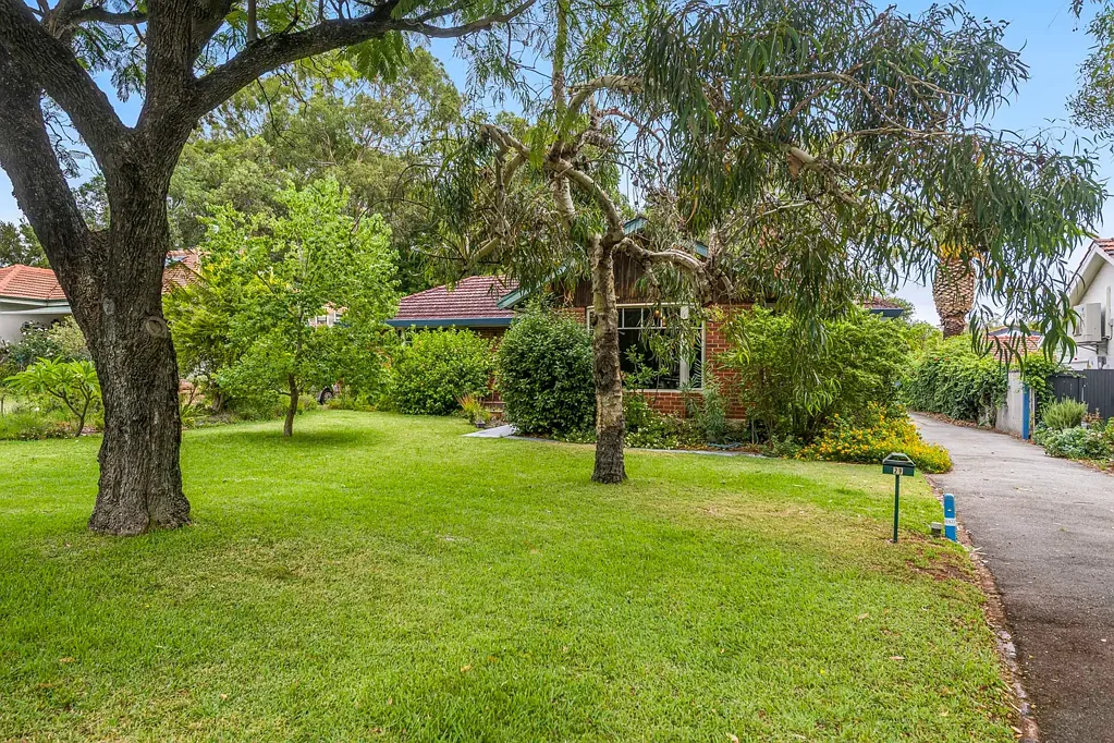 29 Clydesdale Street, Como, WA 6152