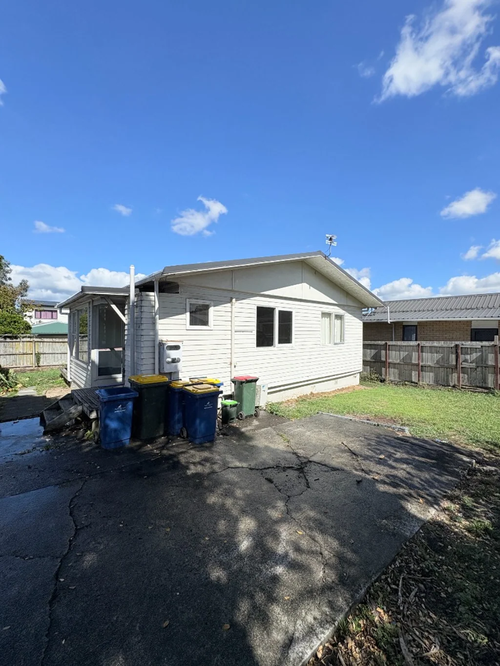 2 bedrooms house at Henderson