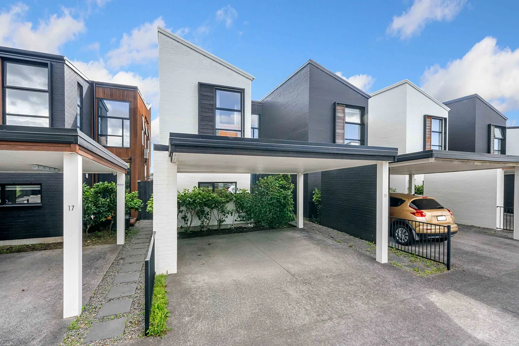 15 Battalion Drive, Papakura, Auckland