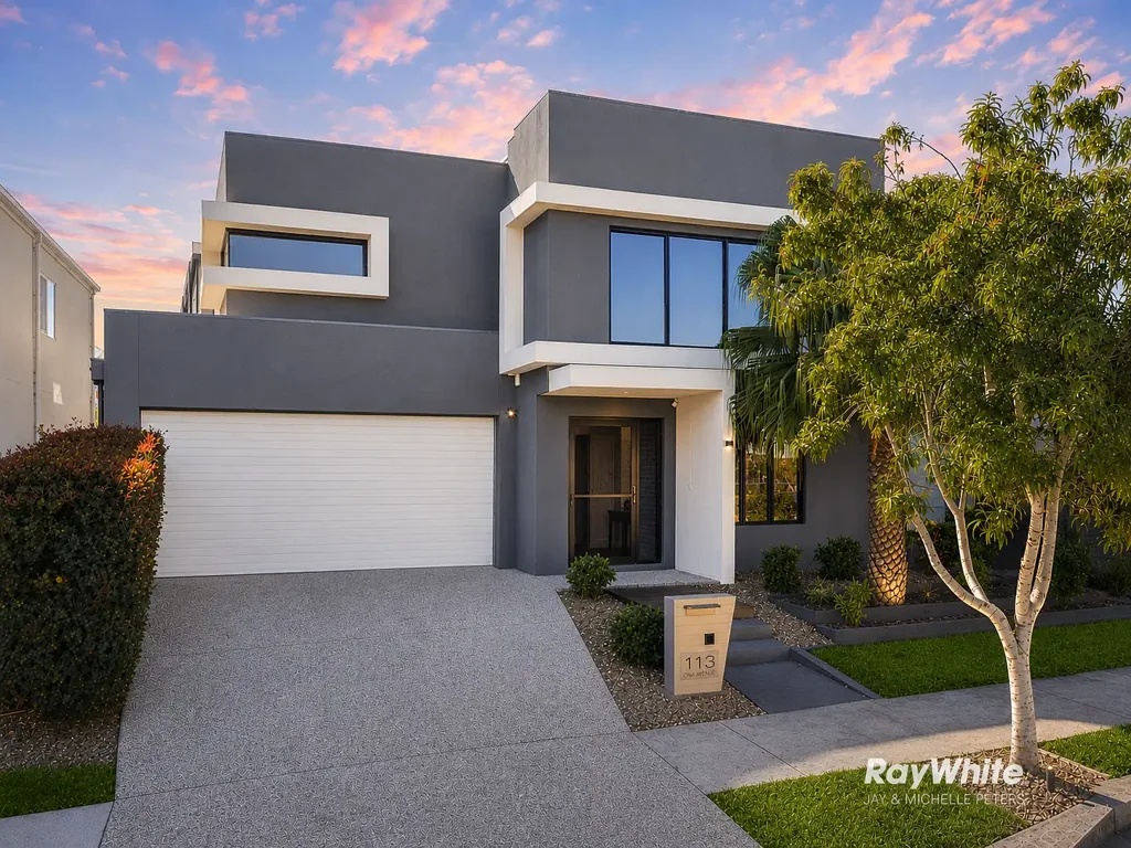 Newport 5部屋 A Luxurious & Grand Architectural Family Home Without Compromise