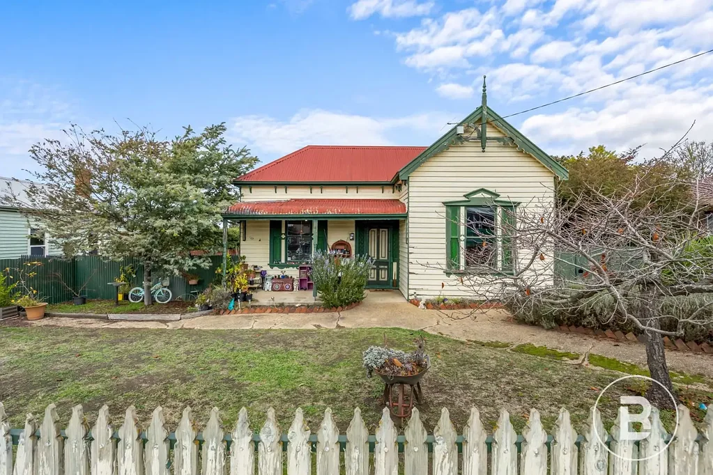 84 Moore Street, Ararat, VIC 3377