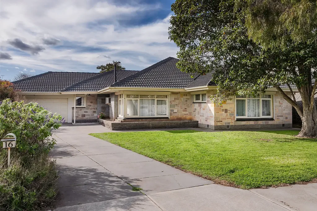 16 Huntington Avenue, Fulham, SA 5024