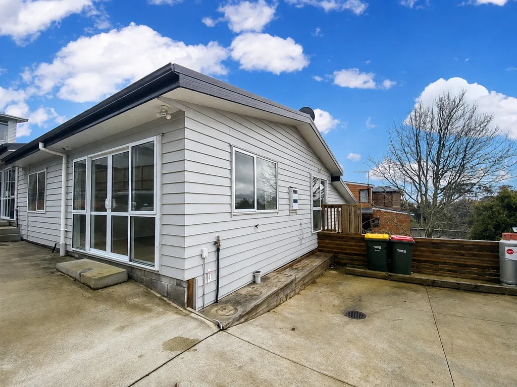 Tidy 3-Bedroom Family Home in Glen Eden
