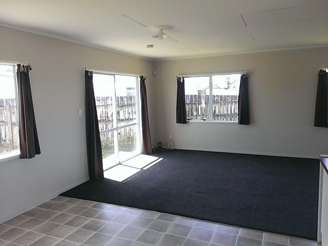 1/5 Solveig Place, Randwick Park, Auckland - Manukau, 3 Schlafzimmer, 1 Badezimmer