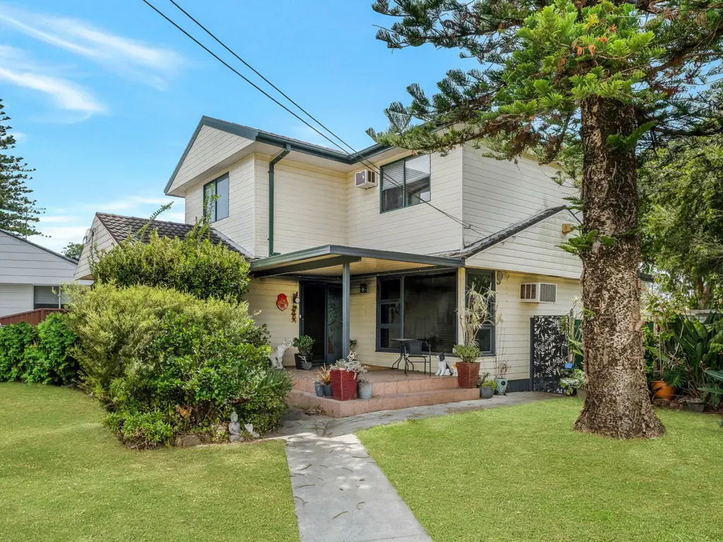 Fairfield 2房  Dual Occupancy Opportunity On A Prime Corner Block!