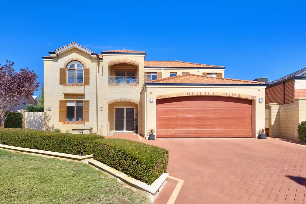 Dianella 4ห้องนอน UNDER OFFER ALREADY - EXCEPTIONAL FAMILY HOME!!!
