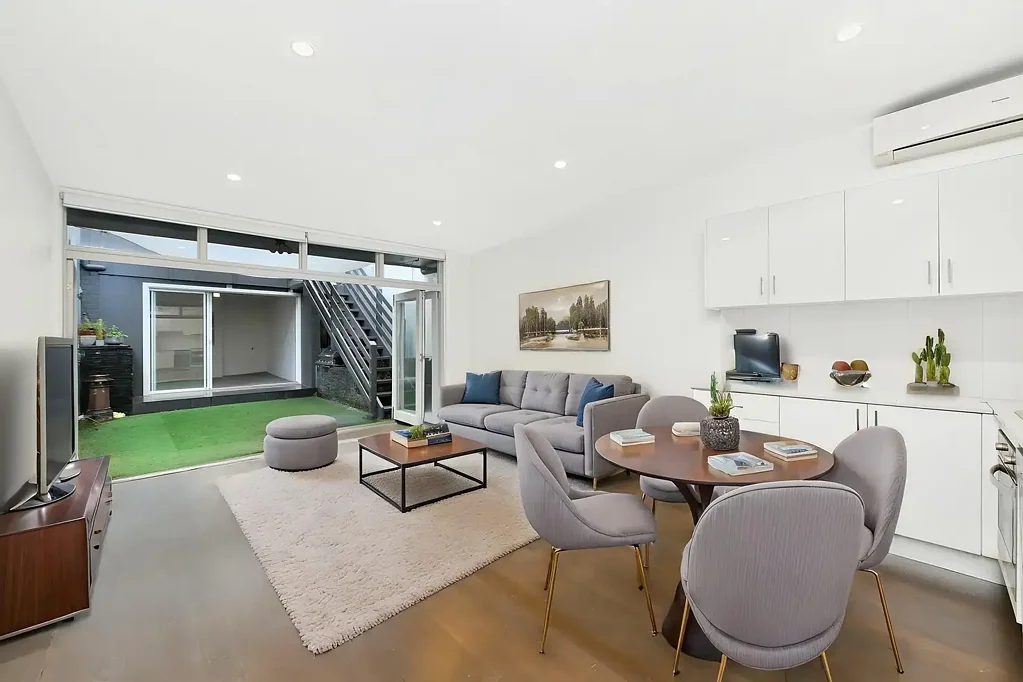 LEASED - HOLDING DEPOSIT RECEIVED