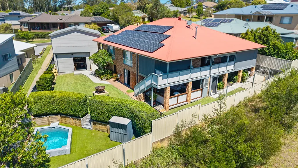 Mollymook Beach 4房  Finished to a Standard. Located for a Lifestyle