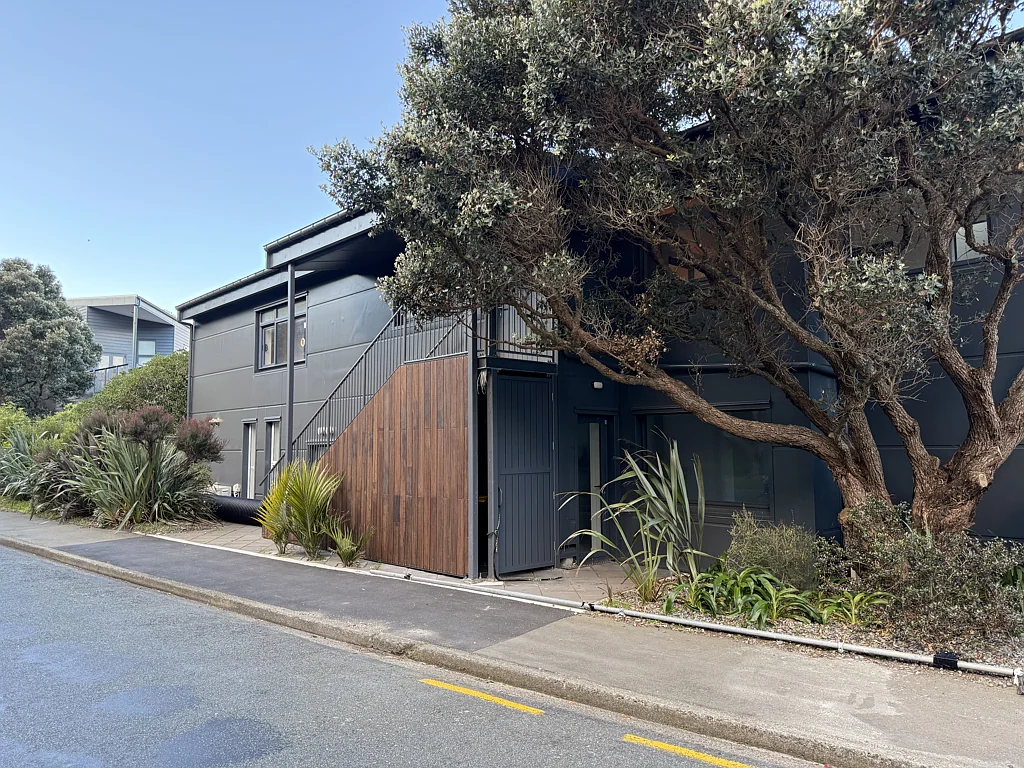 Miramar  Small office Studio
