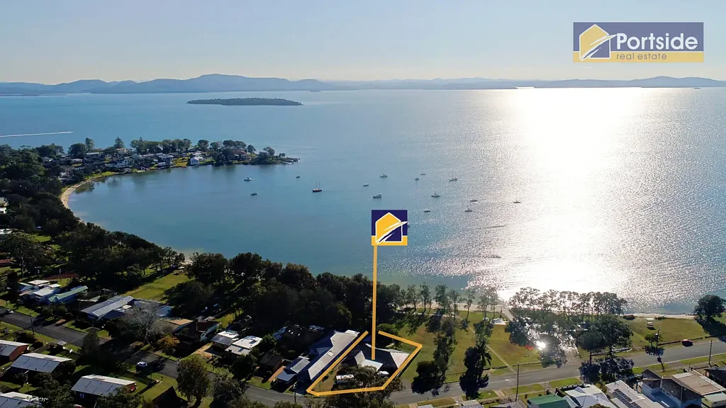Tanilba Bay 3 Bedroom Dream Coastal Living Awaits: Premier Tanilba Bay Property!