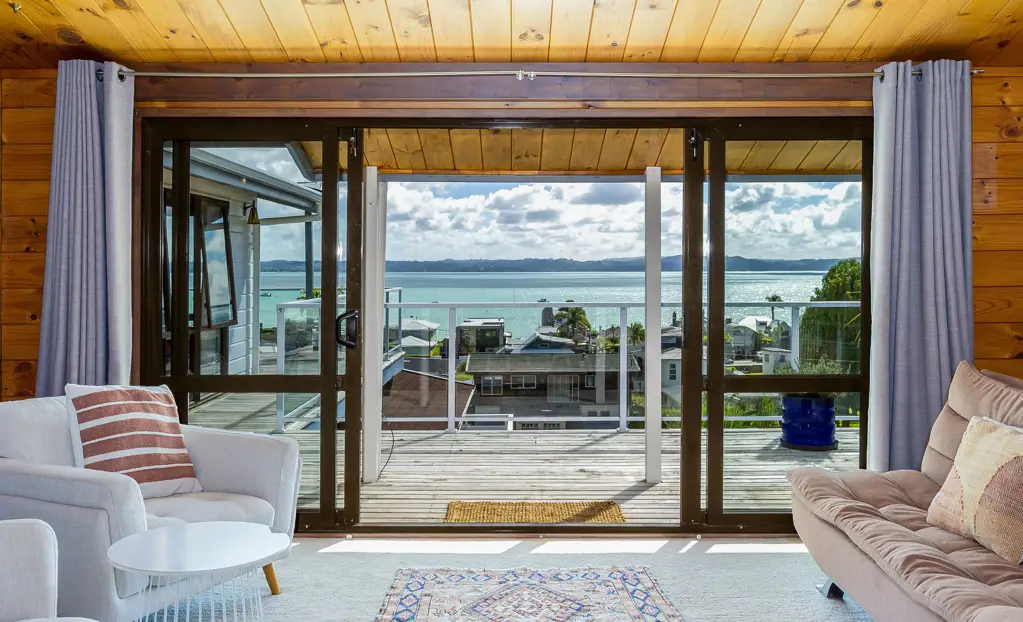 1/49 De Luen Avenue, Tindalls Beach, Rodney, Auckland