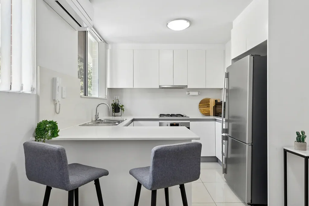 8/38 Gover Street, Peakhurst, NSW 2210