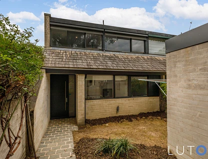 27 Maclachlan Street, Holder, ACT 2611, 2房, 1浴, House