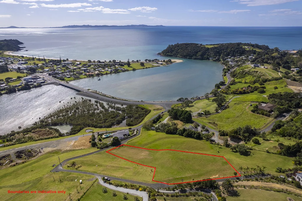 Taipa Prime water views - vendors moving on!