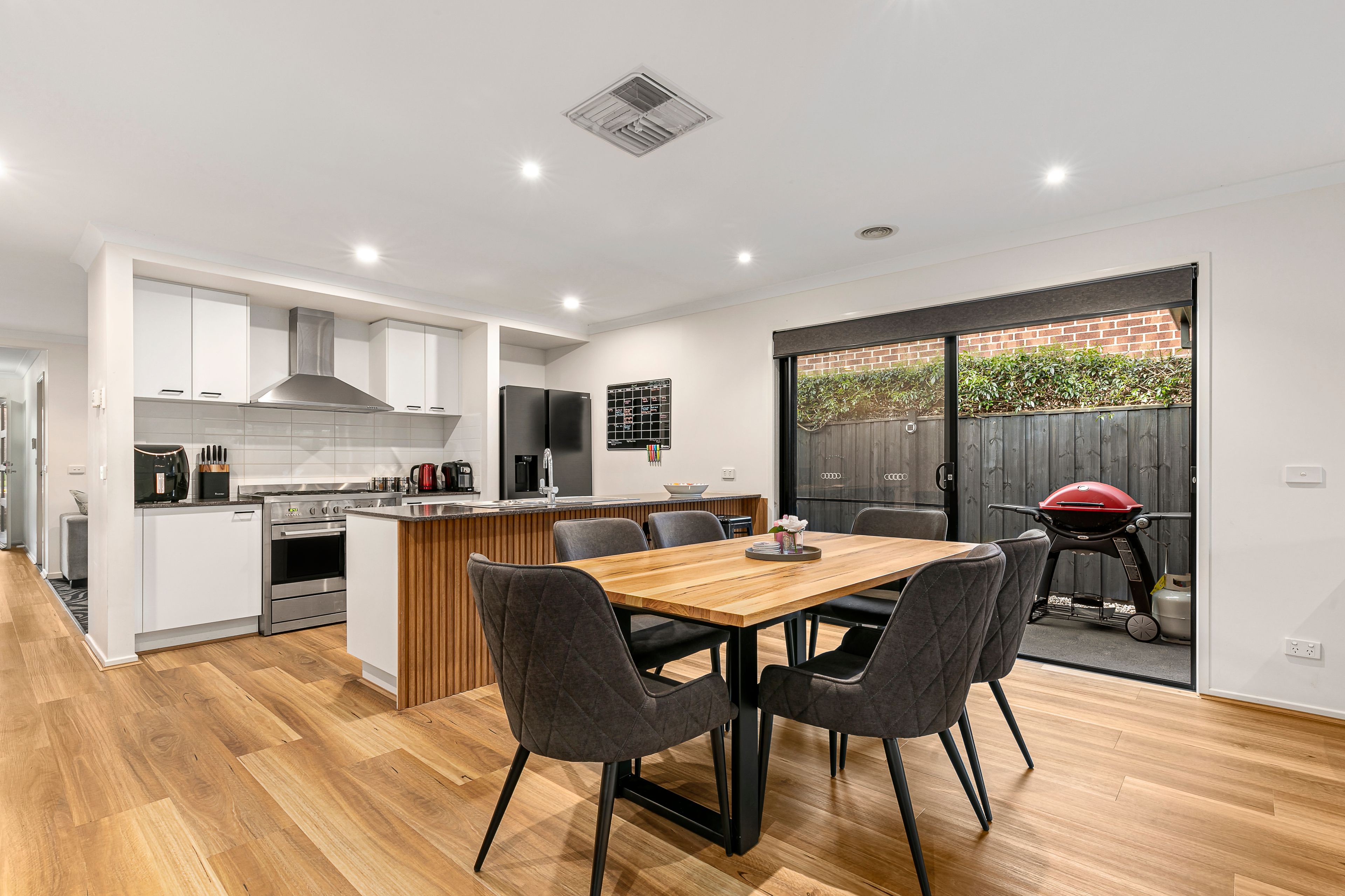 10 CARRIBIE RD, DOREEN VIC 3754, 0房, 0浴, House