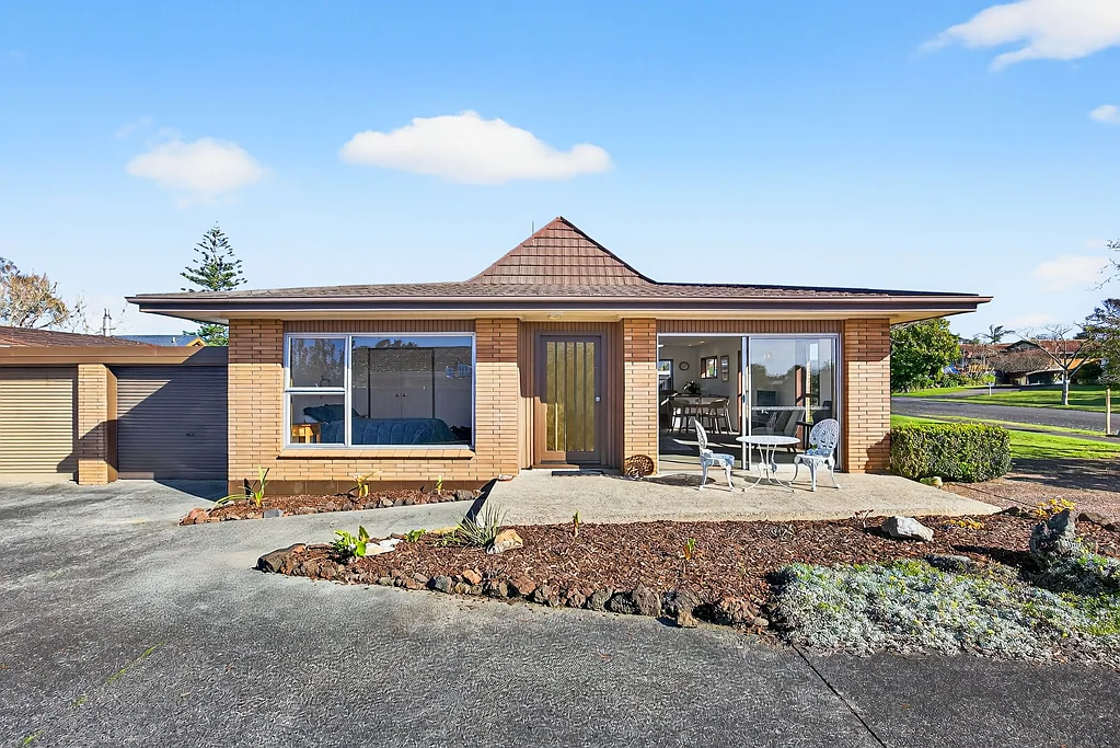1/15 Serrita Avenue, Sunnyhills, Manukau City, Auckland