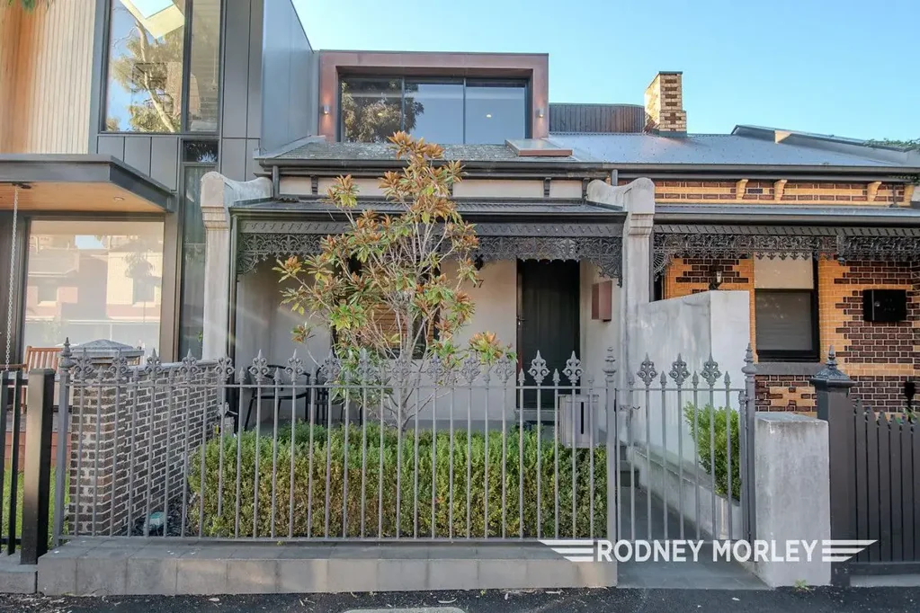 Windsor 3 Bedroom Renovated Luxury in a Coveted Position