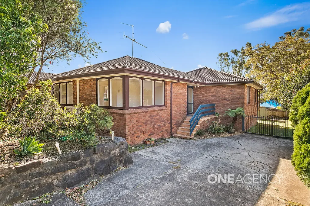 SPACIOUS FAMILY HOME IN A CONVENIENT ALBION PARK LOCATION