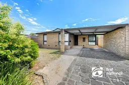 8 Meadowbank Court, Kings Park