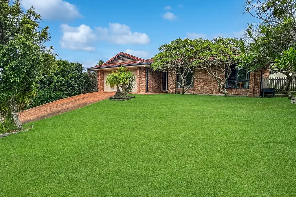 10 St Kitts Way, Bonny Hills, NSW 2445