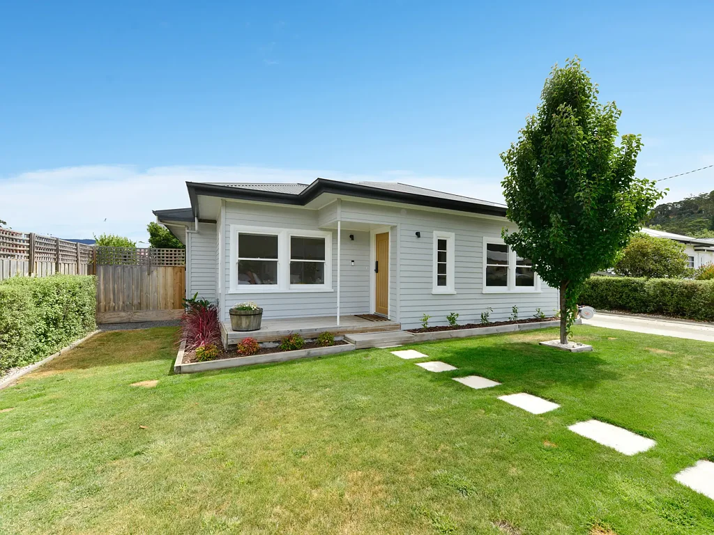 New Norfolk 3غرفة نوم Contemporary elegance in prime location