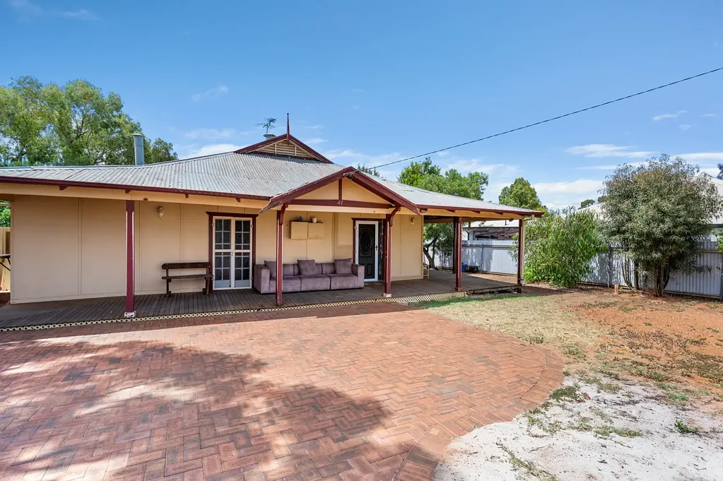 47 Ward Street, Lamington, WA 6430