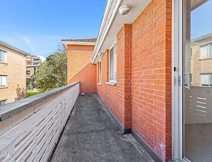 8/52 Oaks Avenue, Dee Why, NSW 2099, 2 ਕਮਰੇ, 1 ਬਾਥਰੂਮ, Apartment