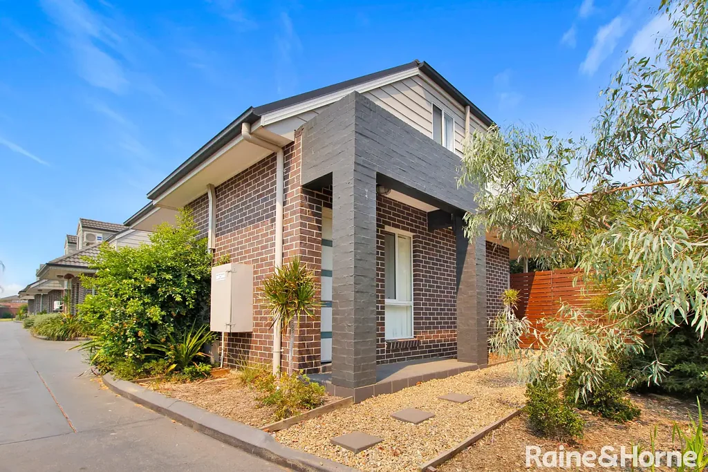 Well-Presented Townhouse