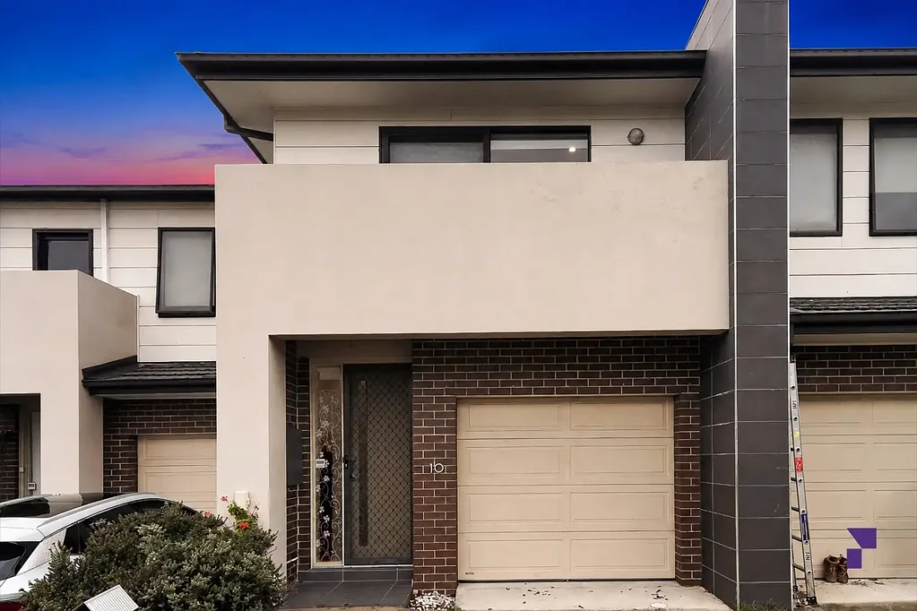 Punchbowl 3 Bedroom Stylishly appointed family home tucked away in Mount Lewis Estate